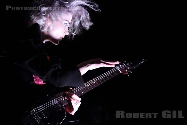 ST VINCENT - 2014-02-18 - PARIS - La Cigale - 